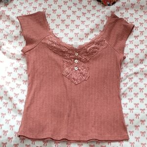 Chic Mauve Lace Accent Blouse